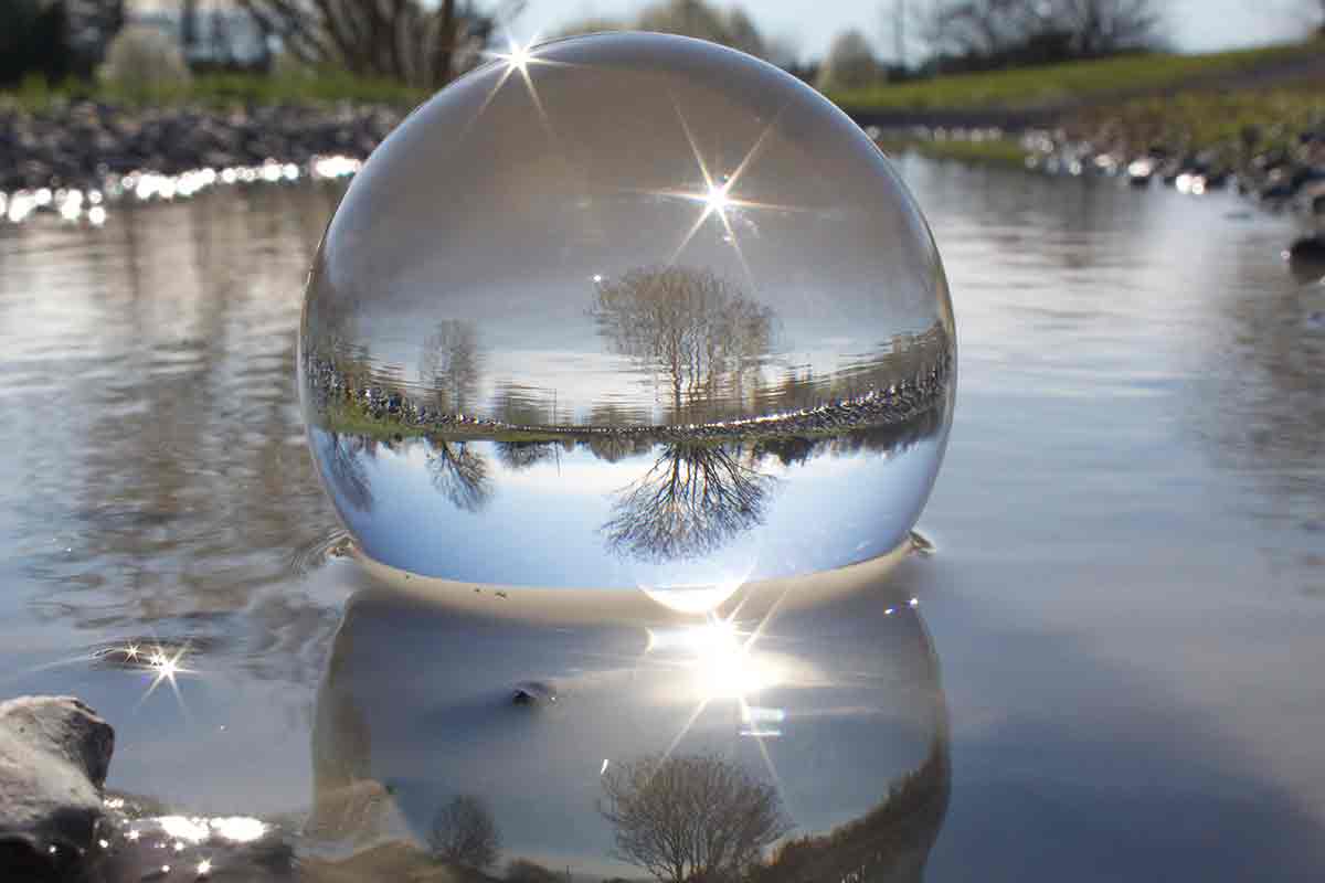  Photo orb in puddle